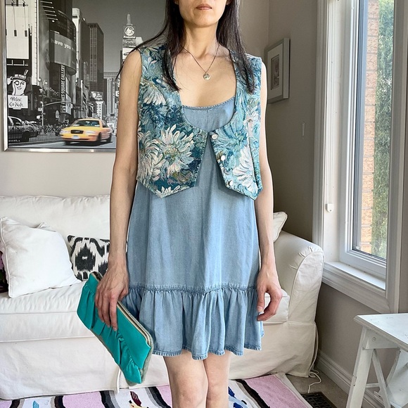 Blue chambray minidress with ruffle hem - Picture 2 of 14